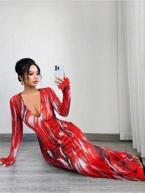Red Wave Long Sleeve V-Neck Maxi Dress